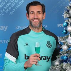 "Deseo seguir y retirarme en el Espanyol, que sea en Primera"