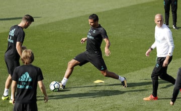 El Madrid prepara el partido en Mendizorroza