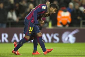 2-2. Rafinha celebró el gol del empate.