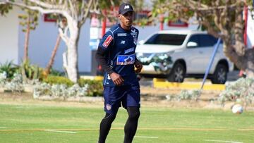 Junior FC confirma la continuidad de Luis Amaranto Perea como DT.