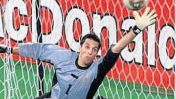 <b>PORTERAZO. </b>Con Fabián Carini el Murcia se asegura dos guardametas de primer nivel para su regreso a la Liga de los Ases.