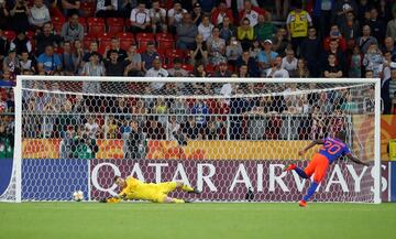 La Selección Colombia gana en Lodz con Mier y Cuesta como figuras.