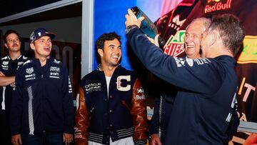 LAS VEGAS, NEVADA - NOVEMBER 16: Red Bull Racing Team Consultant Dr Helmut Marko wishes Red Bull Racing Team Principal Christian Horner a Happy 50th Birthday in the Paddock prior to practice ahead of the F1 Grand Prix of Las Vegas at Las Vegas Strip Circuit on November 16, 2023 in Las Vegas, Nevada.   Mark Thompson/Getty Images/AFP (Photo by Mark Thompson / GETTY IMAGES NORTH AMERICA / Getty Images via AFP)