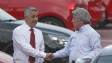 Cerezo, junto al doctor Villalón.