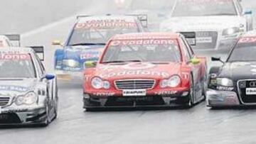 <b>SIN CONCESIONES. </b>Potentes coches de marcas de lujo peleándose por cada metro de asfalto. Así es el Campeonato Alemán de Turismos.