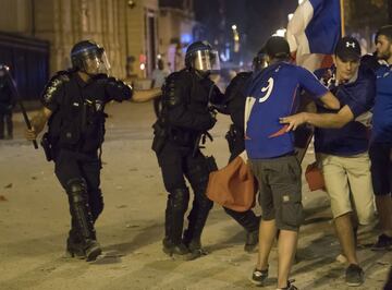 Así fueron los disturbios en París tras el triunfo de Francia