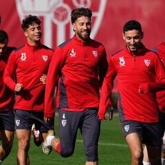 Alineación posible del Sevilla ante el Valencia en LaLiga EA Sports