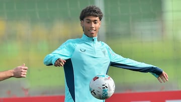 06/11/25 ATHLETIC DE BILBAO ENTRENAMIENTO
SELTON