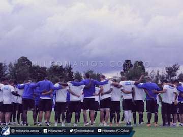 El técnico Jorge Luis Pinto dirigió su primer entrenamiento con Millonarios. Los jugadores realizaron trabajos físicos y fútbol en espacio reducido.