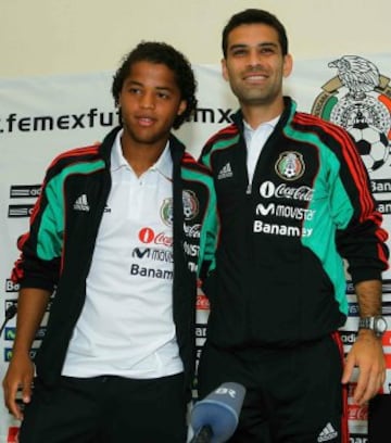 Conferencia de prensa con Giovani dos Santos (2010)