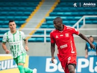 ADRIÁN RAMOS Y MATHEUS URIBE EN EL PARTIDO AMÉRICA VS. NACIONAL EN COPA BETPLAY.