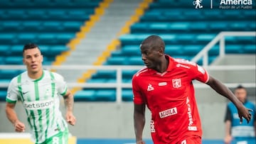 ADRIÁN RAMOS Y MATHEUS URIBE EN EL PARTIDO AMÉRICA VS. NACIONAL EN COPA BETPLAY.