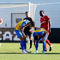Los errores defensivos condenan al Valencia