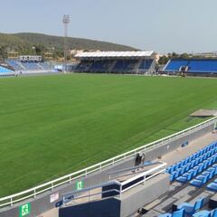 Un aforo máximo de algo más de 2.500 espectadores para ver el Ibiza - Málaga