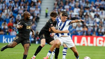 Foulquier y Javi Guerra, en el Reale Arena.