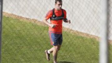 Alcácer se entrena al margen y Enzo Pérez, en el gimnasio