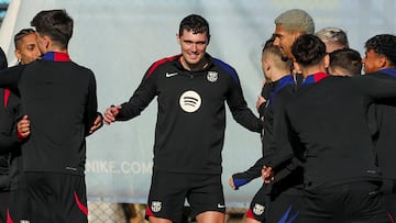 14/12/24
ENTRENAMIENTO DEL FC BARCELONA
ANDREAS CHRISTENSEN (15) FC BARCELONA