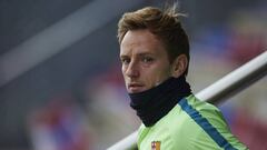 El Camp Nou se pone del lado de Rakitic: ovación de gala