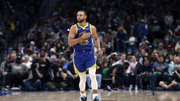 Mete 400 a los Warriors en contra de Lakers y gana 568