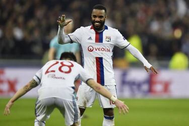 Mkhitaryan makes his point for Man United in Rostov