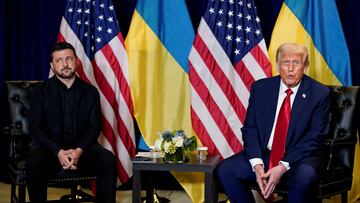 U.S. President Donald Trump meets with Ukrainian President Volodymyr Zelenskiy during the 80th United Nations General Assembly, in New York City, New York, U.S., September 23, 2025. REUTERS/Al Drago TPX IMAGES OF THE DAY