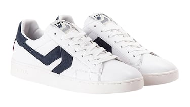 Levi’s tiene en su modelo Glide más popular estas zapatillas de cuero que sirven para cualquier ocasión