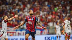 Willian José fulmina a Filipe Luis