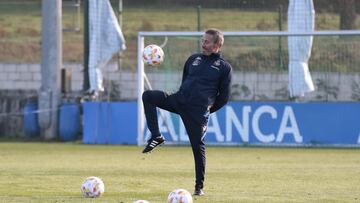 Óscar Cano en un entrenamiento con el Deportivo.