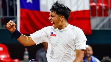 “Vi a Chile campeón y me volví loco por el fútbol... Le dije a mi papá que quería los zapatos de Alexis y Neymar”