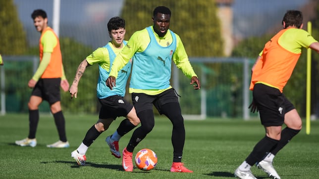 Queipo es la principal novedad en la convocatoria de Rubén Albés