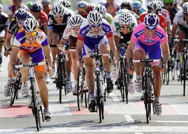 Los jueces penalizan al más fuerte en el sprint de Zalla