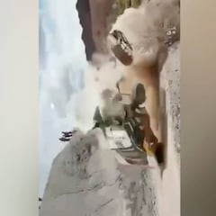 El dramático vídeo de los fans que casi arrolla el coche de Sainz