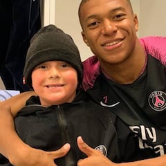 Neymar tiene competencia: Mbappé es el nuevo ídolo de su hijo