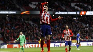 Gameiro celebra su gol al Copenhague. Es el segundo realizador del Atlético.