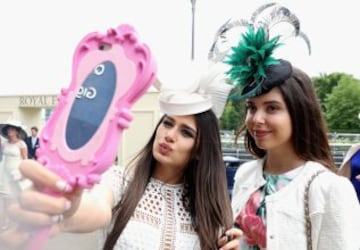 Sombreros imposibles y mucho glamour en Ascot