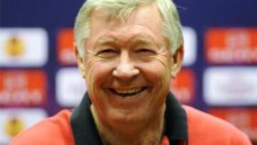 Ferguson: "Espero que Van Persie pueda debutar el lunes"