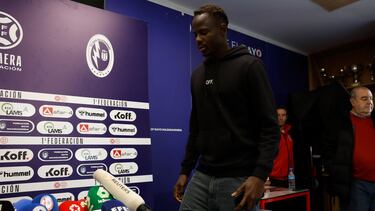 2/04/24 PRIMERA FEDERAION RFEF
RAYO MAJADAHONDA RUEDA DE PRENSA DE
CHEIKH SARR CASO RACISMO SEGUIDOR