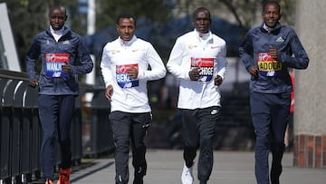 De izquierda a derecha, Daniel Wanjiru, Kenenisa Bekele, Eliud Kipchoge y Guye Adola, todos ellos competidores este domingo en la Marat&oacute;n de Londres. 