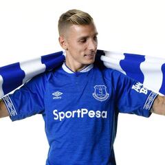 Digne: "Le dije a Yerry Mina que viniera a jugar a Everton"