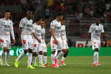 Aunque venció al Atlas en la última jornada, la victoria de Monarcas de último minuto en casa de Rayados condenó al equipo chiapaneco, el cual desapareció días después por no poder pagarle a los jugadores.