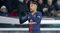 Neymar celebra un gol contra el Guingamp.