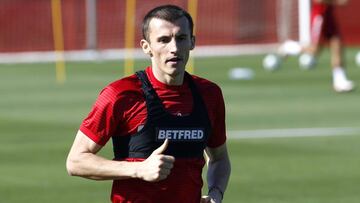 13/05/20 ENTRENAMEINTO DEL MALLORCA CORONAVIRUS COVID-19
BUDIMIR
PUBLICADA 16/05/20 NA MA11 1COL