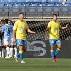 Las Palmas vuelve a las andadas