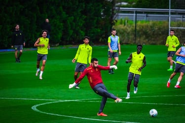 Laro sí tiene entrada para El Molinón