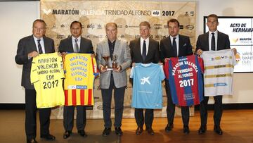 Fernando Roig, Anil Murthy, Paco Raga, Xicu Costa, Quico Catalán y Vicente Sanz.