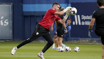 Rubén Yáñez, durante un entrenamiento en el Anexo.