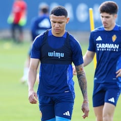 Kervin Arriaga se une al grupo