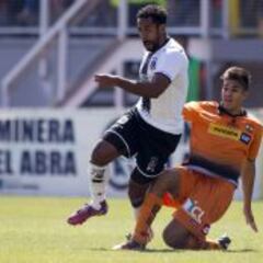 Beausejour: "Me gustaría que continuara Héctor Tapia"