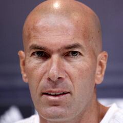 Zidane defends Bale after Bernabeu jeers