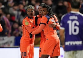 Un Barça a pie de obra